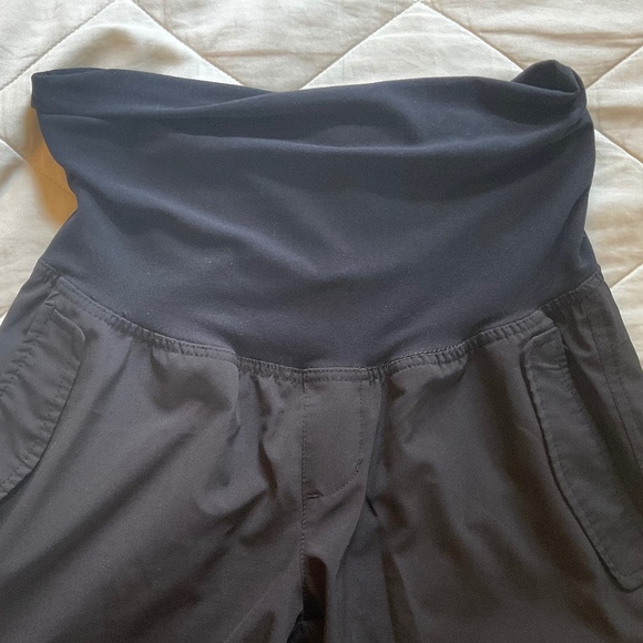 Maternity CARGO WIDE LEG pants 🤌🏻😎 - Picture 12 of 12